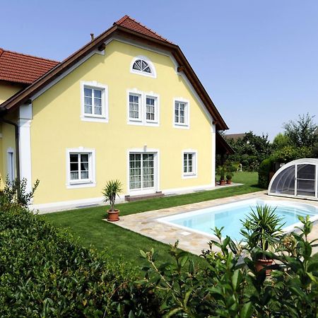 Hotel Gaestehaus Familie Trachsler Rohrendorf bei Krems Exterior foto